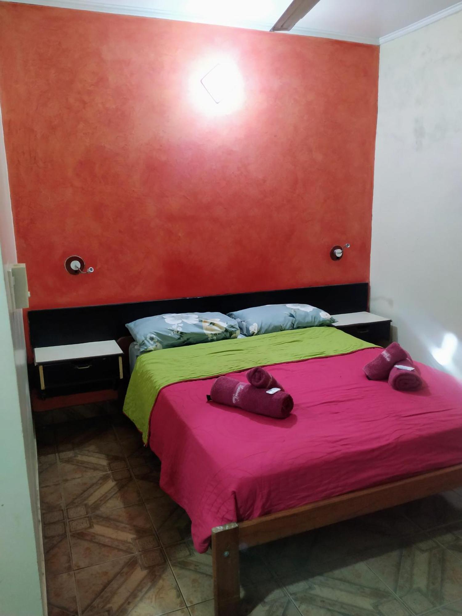 Hostel & Posada Noelia Puerto Iguazu Bagian luar foto